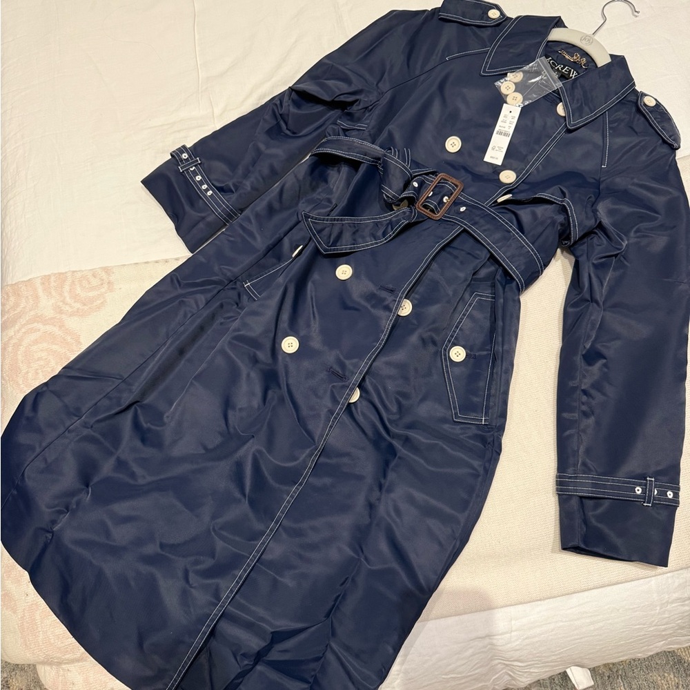 NWT J.Crew Relaxed Trench Coat in
Lightweight Shiny Nylon - Size 0 - Picture 8 of 10